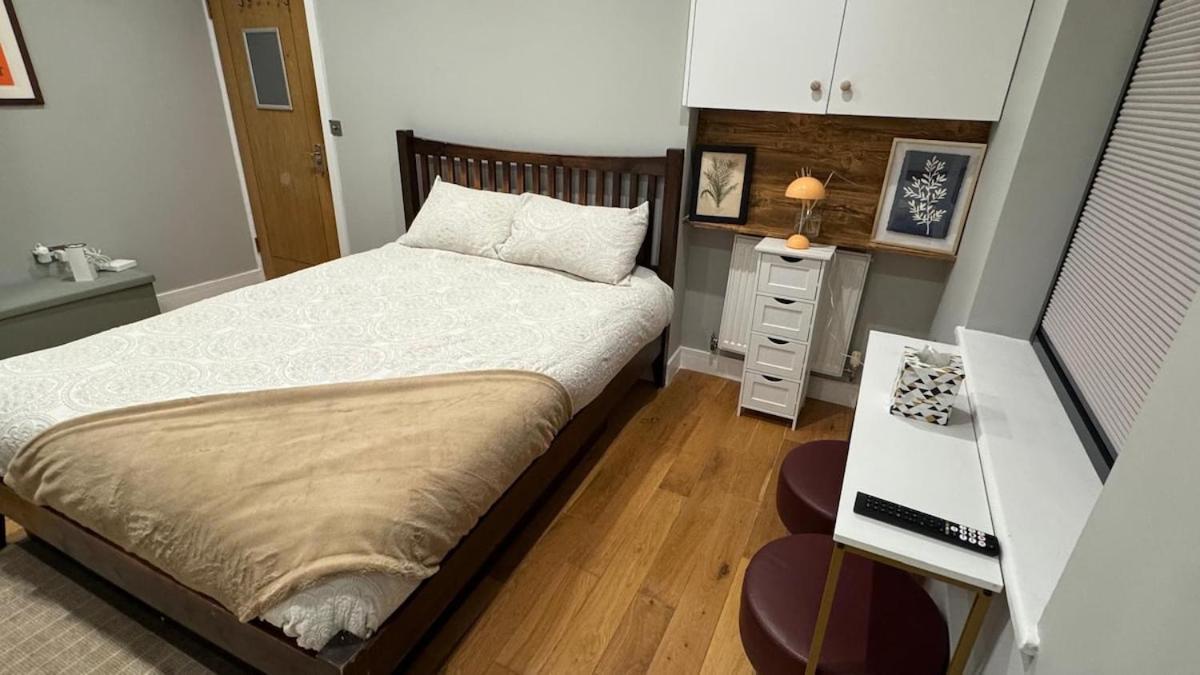 Central Apartment Londen Buitenkant foto